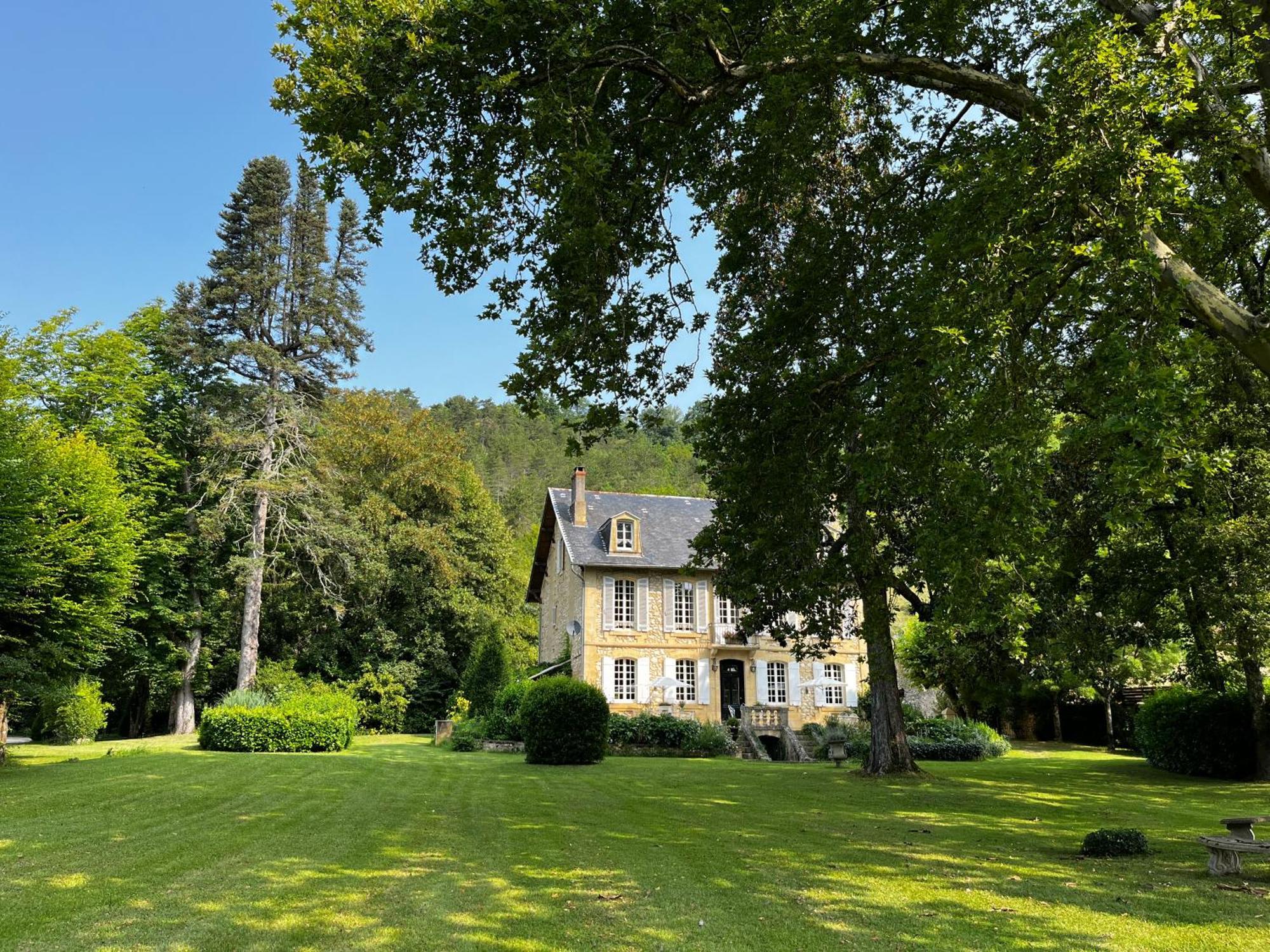 Le Bouquet Bleu Bed And Breakfast Siorac-en-Périgord Dış mekan fotoğraf
