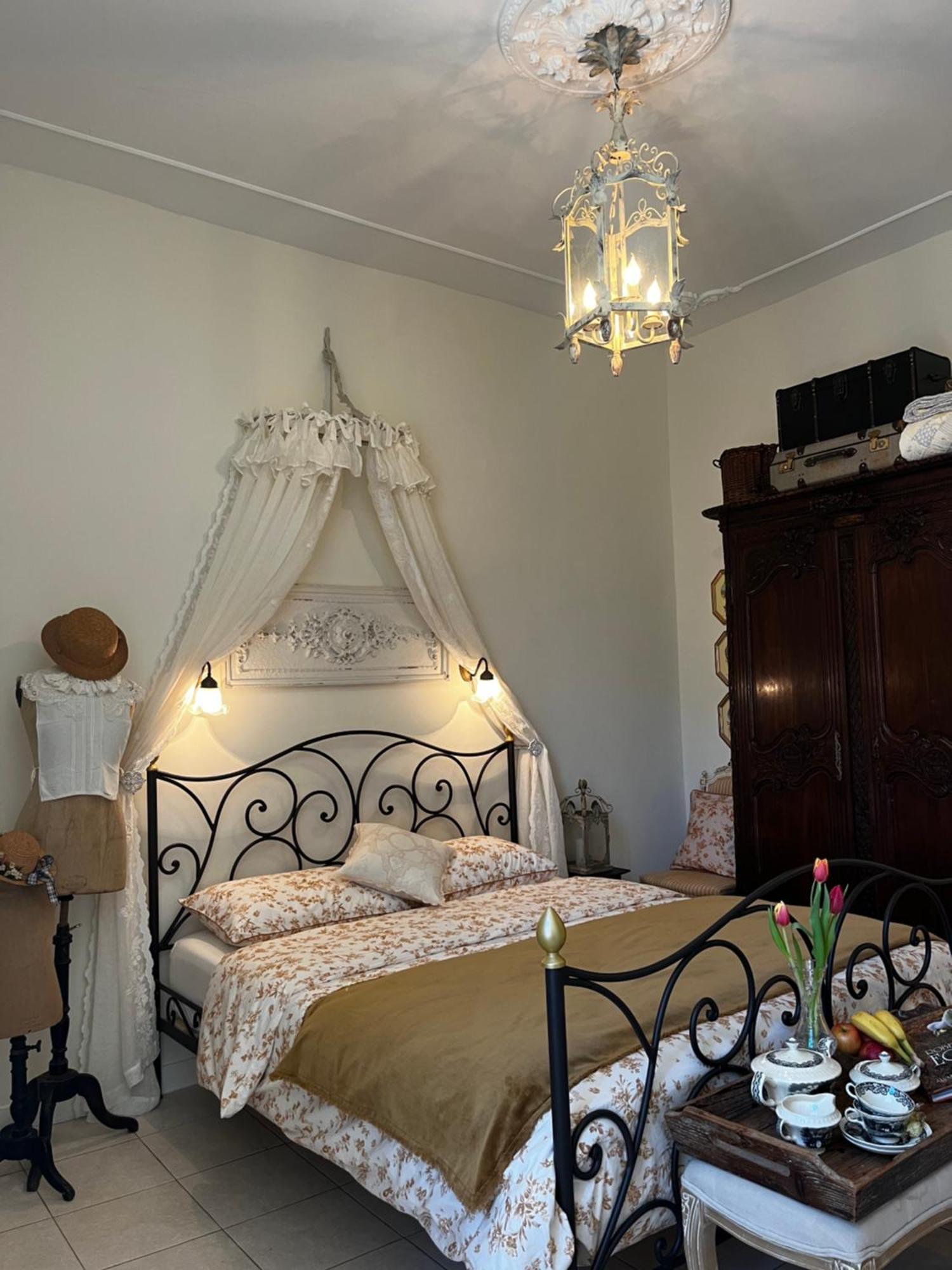 Le Bouquet Bleu Bed And Breakfast Siorac-en-Périgord Dış mekan fotoğraf